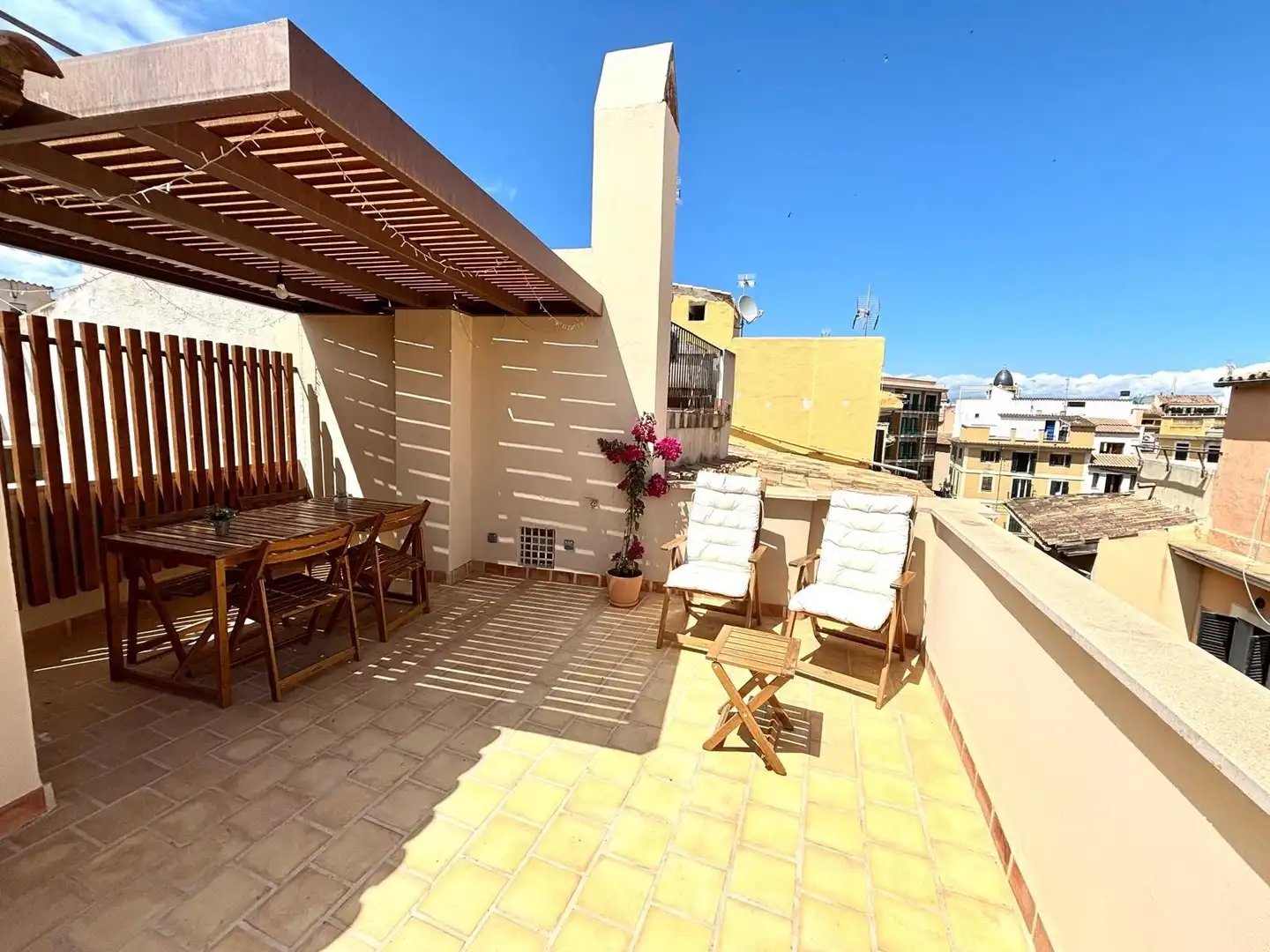 Flat for rent in Cort