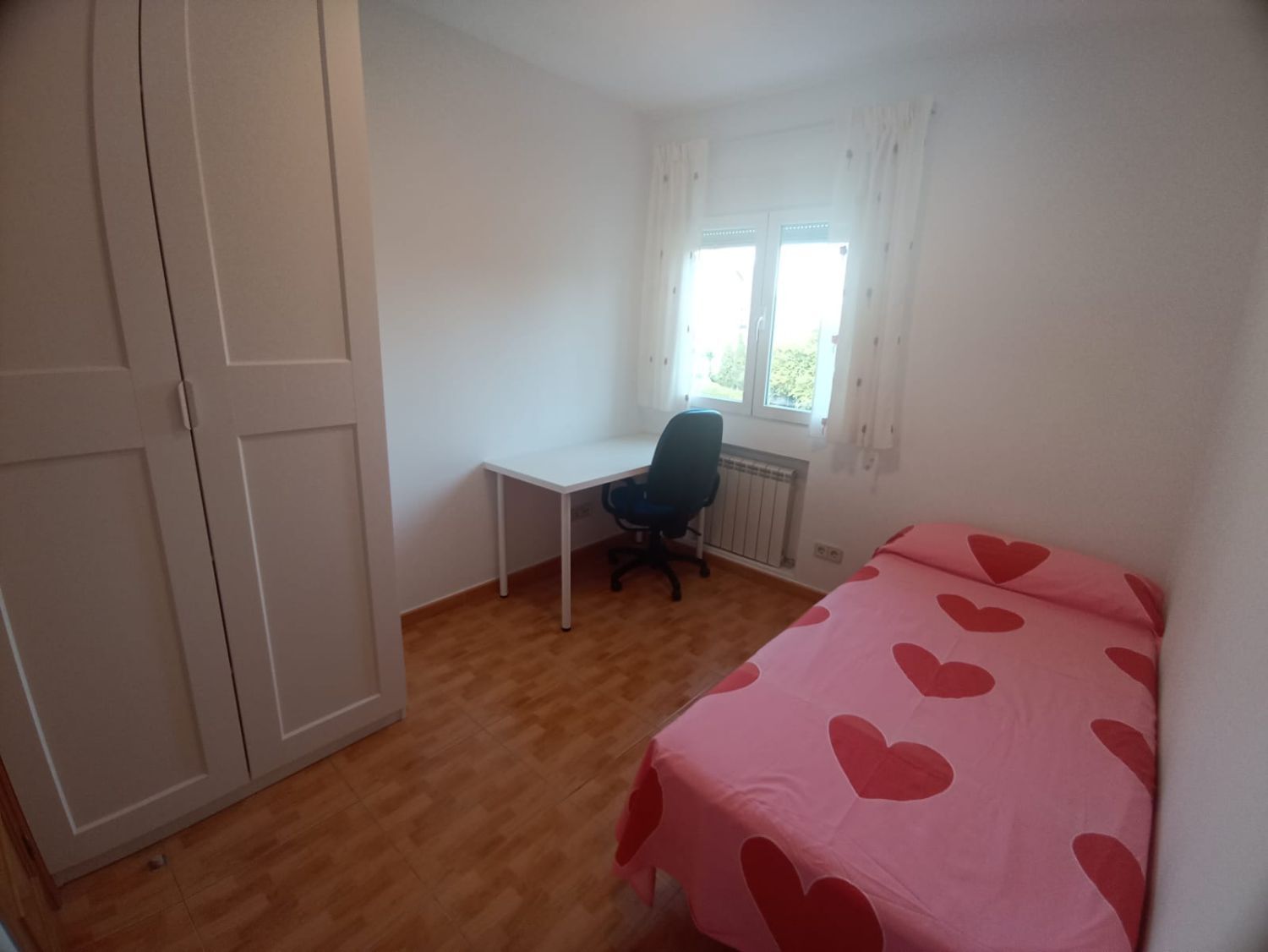 Bedroom of Flat to rent in  Madrid Capital