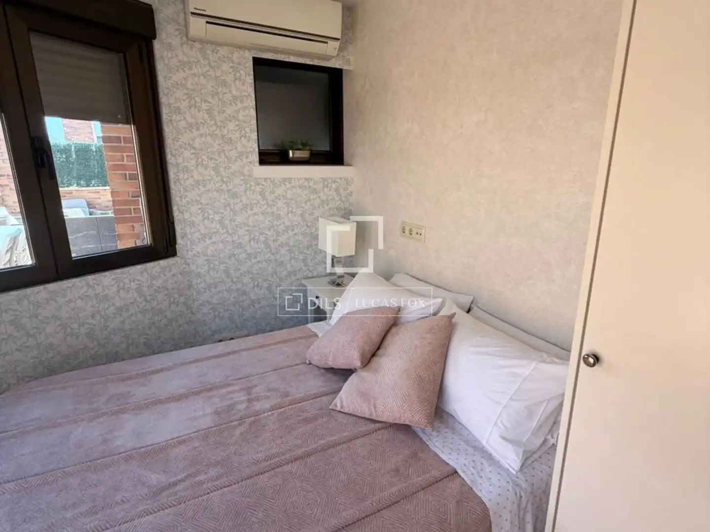 Bedroom of Flat for rent in Majadahonda  with Air Conditioner, Heating and Private garden