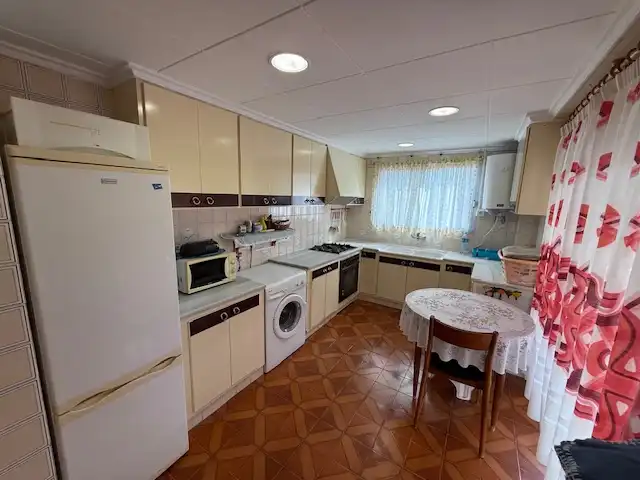 Cocina de Casa o chalet en venta en Alzira con Aire acondicionado, Jardín privado y Terraza