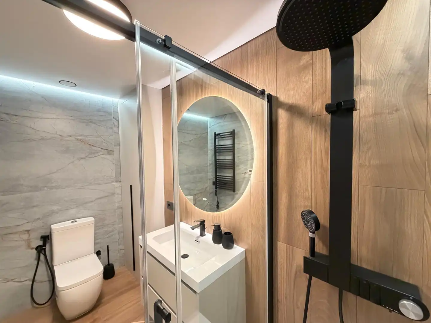 Bathroom of Houses for sale in Torrevieja  with Air Conditioner, Heating and Private garden
