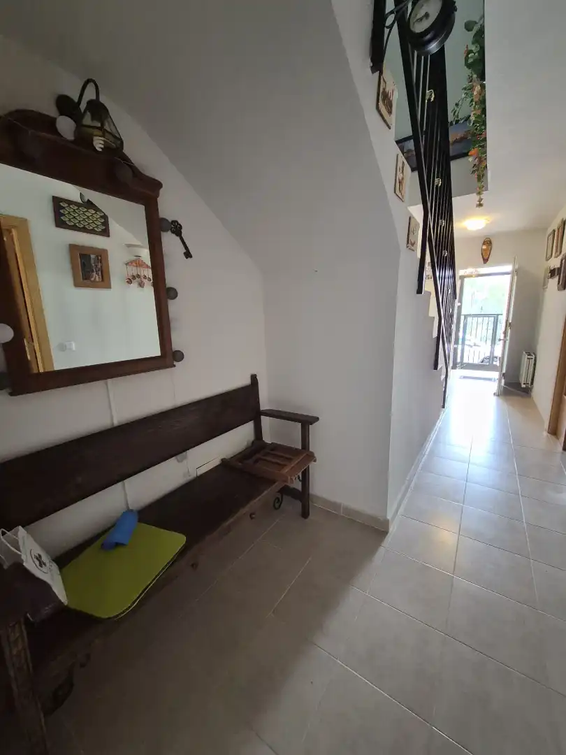 Casa adosada en venta en Almoguera con Amueblado
