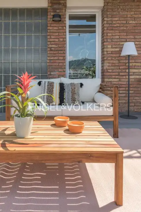 Terrasse von Dachboden zum Verkauf in Barcelona mit Klimaanlage, Heizung und Parkett
