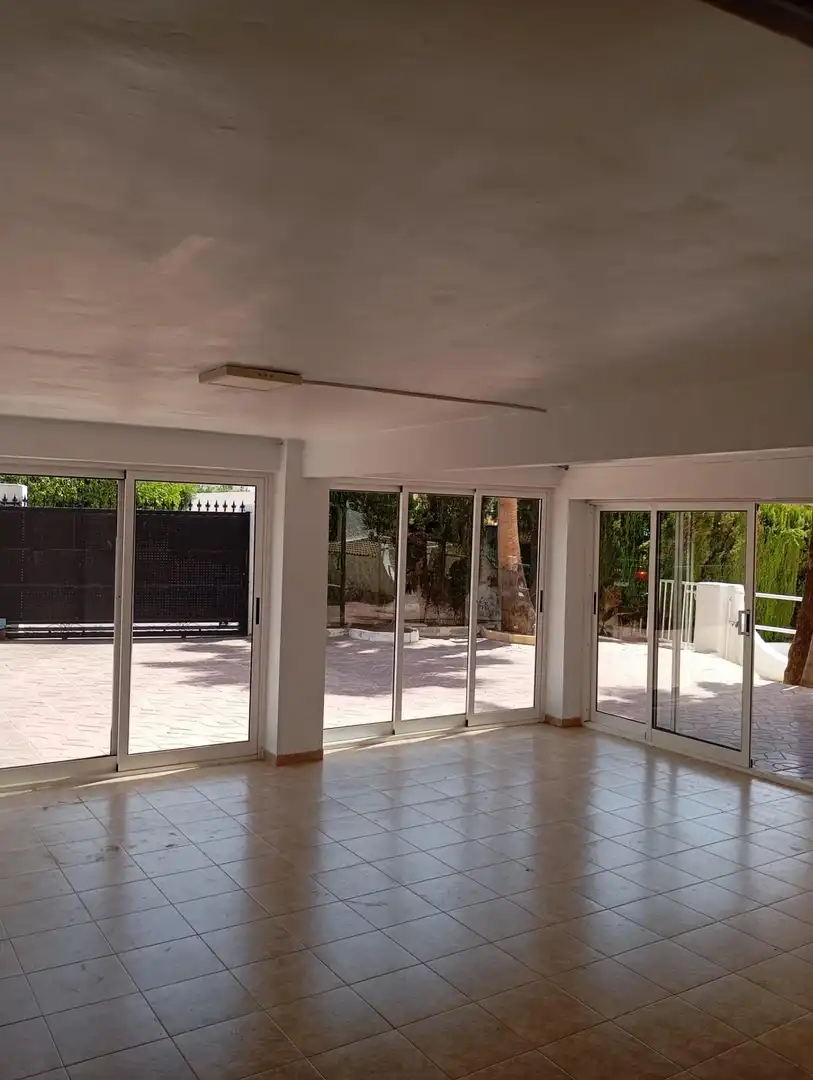 Casa o chalet en venta en Elche / Elx con Jardín privado, Terraza y Trastero