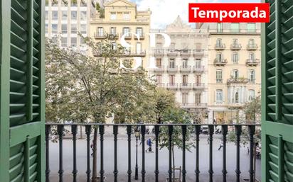 Exterior view of Flat to rent in  Barcelona Capital  with Air Conditioner, Heating and Parquet flooring