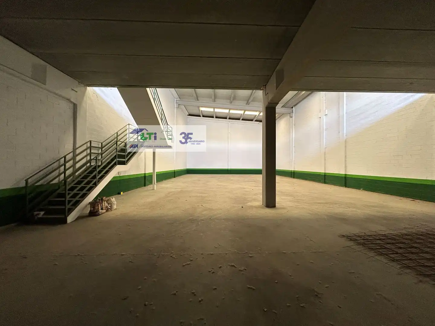Industrial building for sale in CALLE BORDEREA, imagen 2