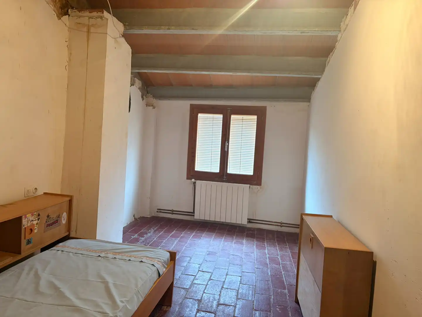Dormitori de Casa o xalet en venda en Bellvís amb Calefacció, Jardí privat i Moblat