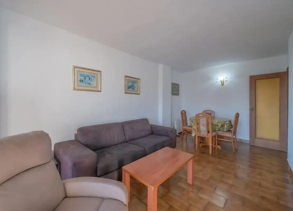 Sala de estar de Piso en venta en El Campello con Calefacción, Jardín privado y Terraza