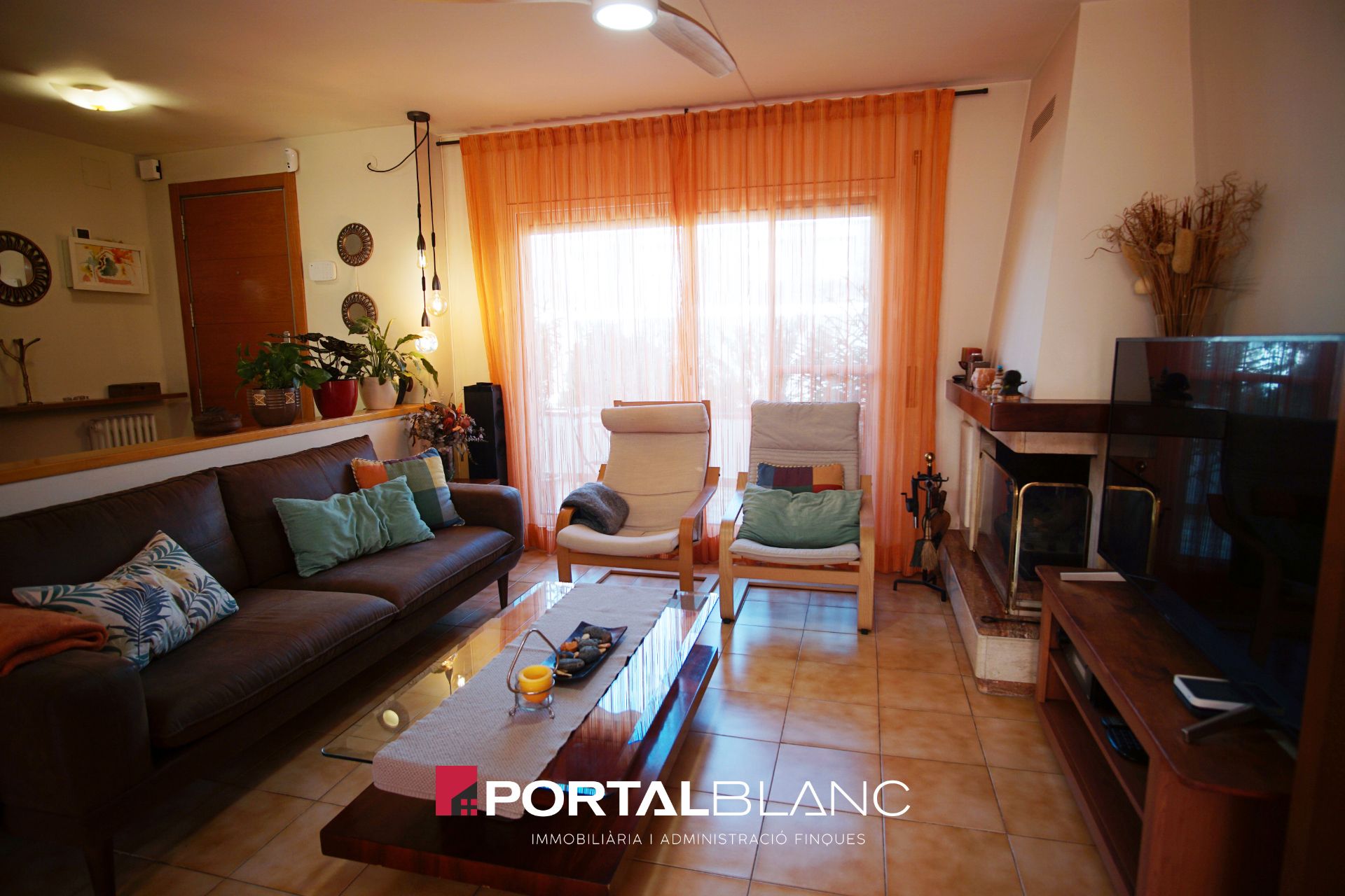 Living room of Single-family semi-detached for sale in Granollers  with Air Conditioner, Heating and Private garden