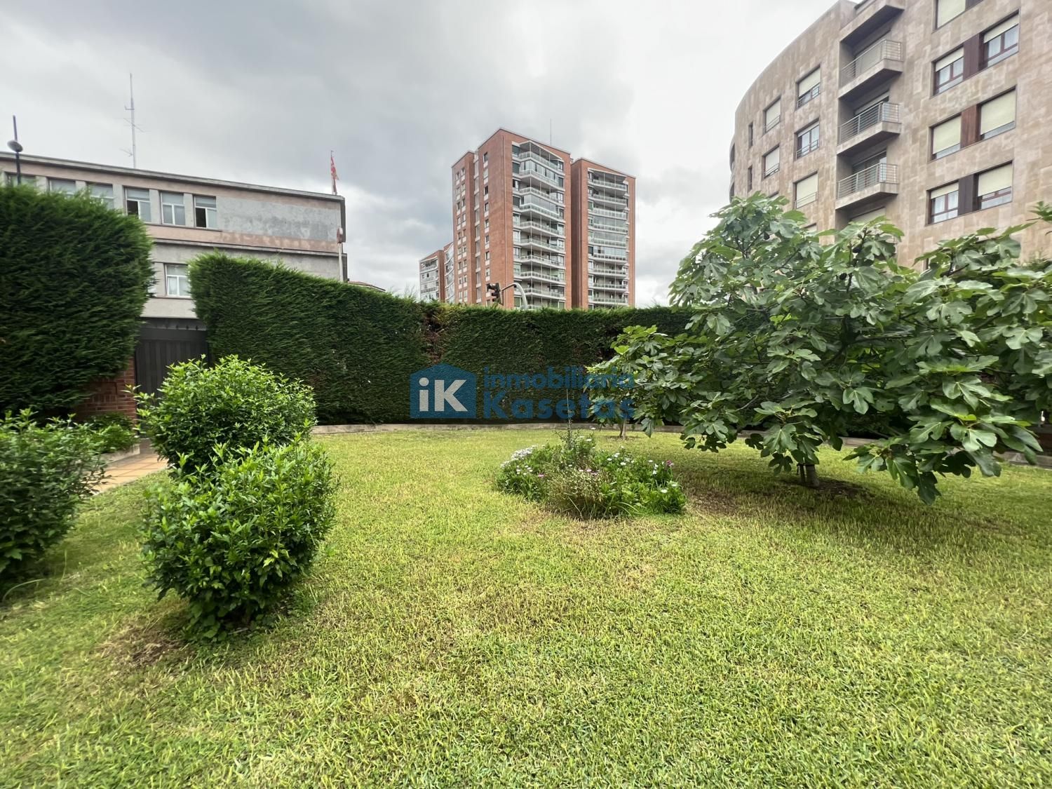 Single-family semi-detached for sale in Kalero - Basozelai