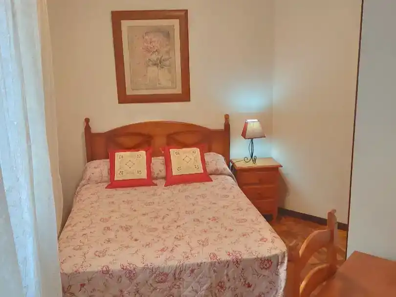 Bedroom of Flat for rent in Segovia Capital