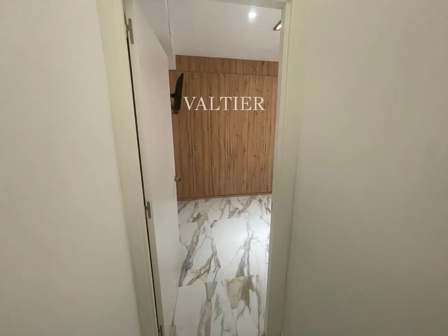 Flat for rent in Madrid  with Air Conditioner, Heating and Furnished