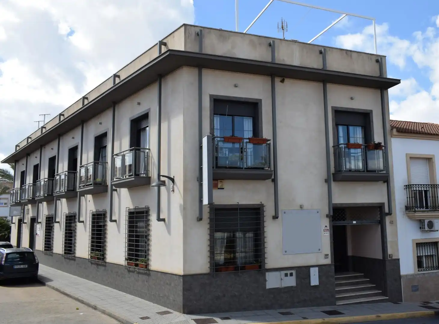 Vista exterior de Edificio en venta en San Bartolomé de la Torre