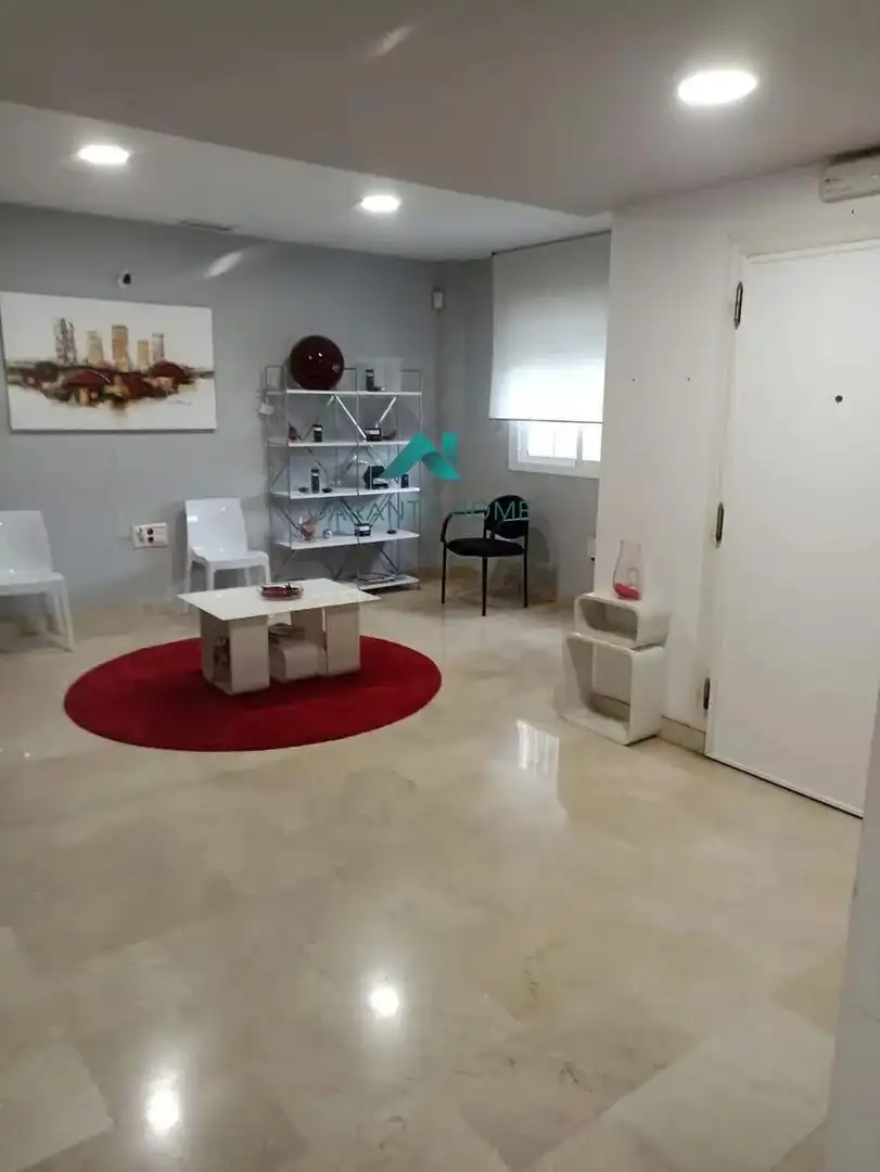 Living room of Office for rent in Estepona  with Air Conditioner