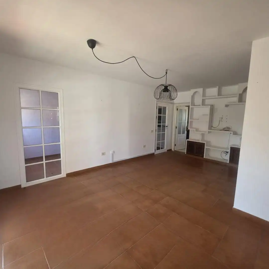 Sala d'estar de Casa o xalet en venda en La Oliva amb Jardí privat