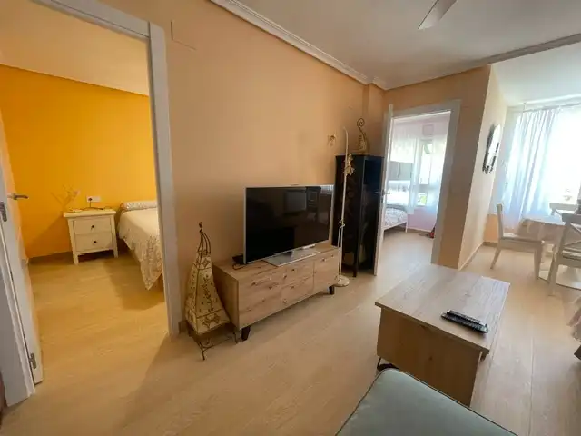 Schlafzimmer von Wohnung zur Miete in Alicante / Alacant mit Klimaanlage, Heizung und Möbliert