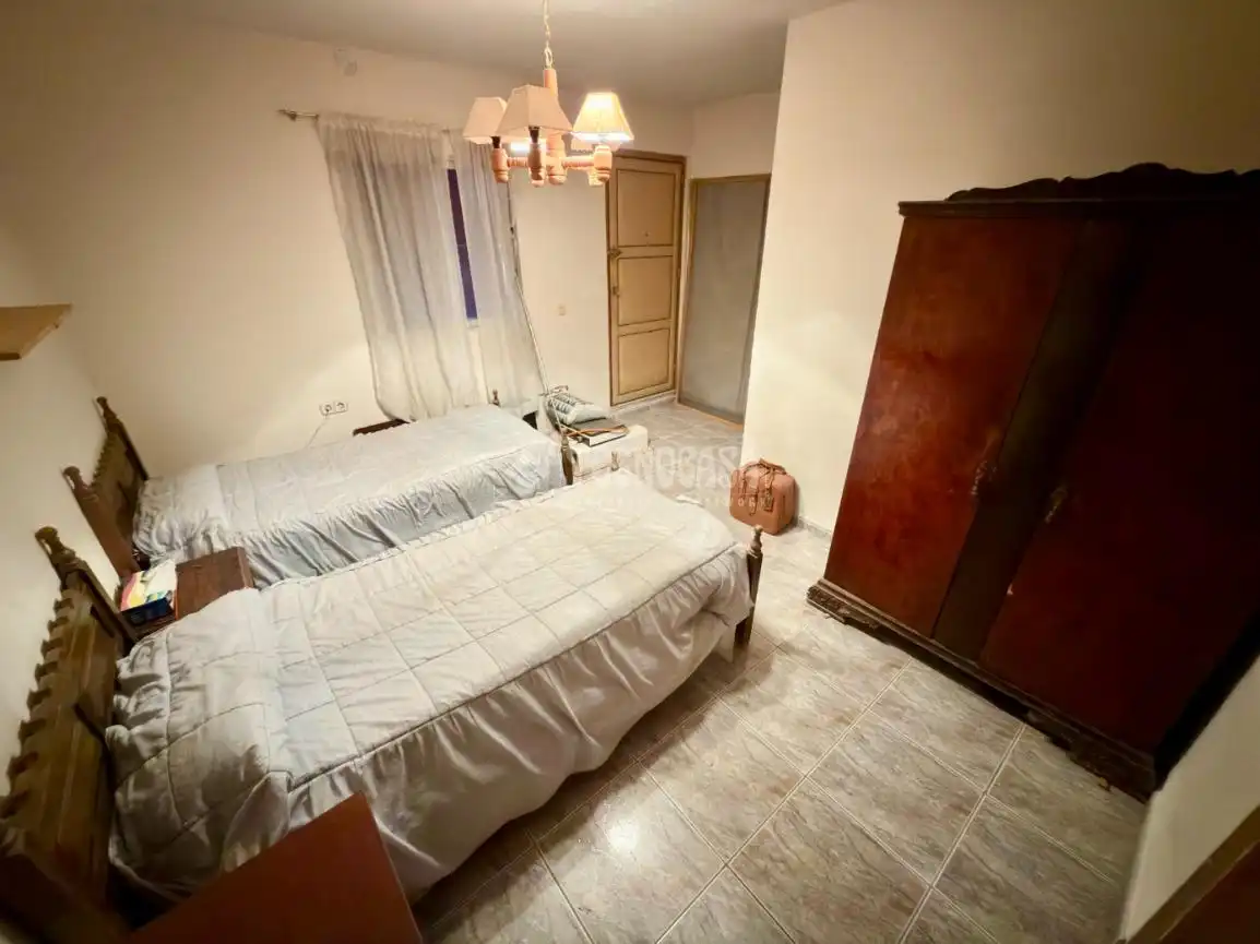 Dormitori de Casa o xalet en venda en Valdeavero amb Calefacció, Terrassa i Traster