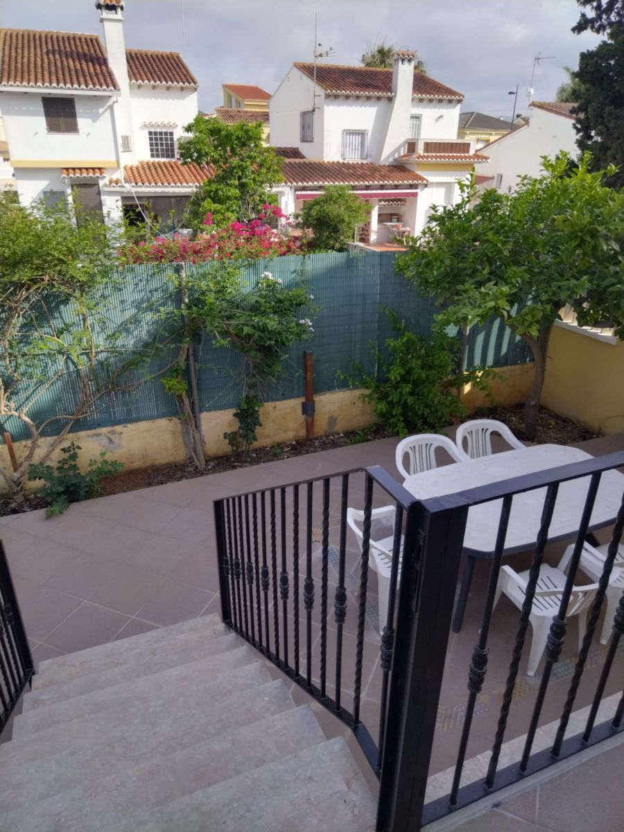 Terrassa de Casa o xalet de lloguer en Daimús amb Terrassa i Piscina