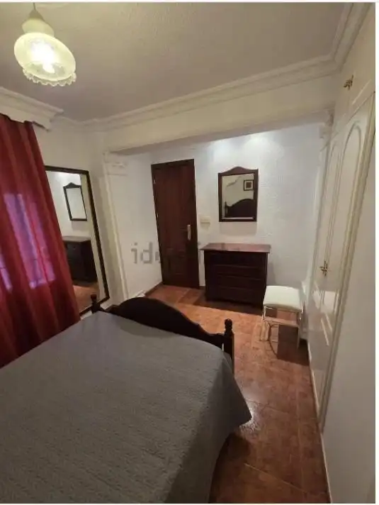 Schlafzimmer von Wohnung zur Miete in Córdoba mit Klimaanlage und Möbliert