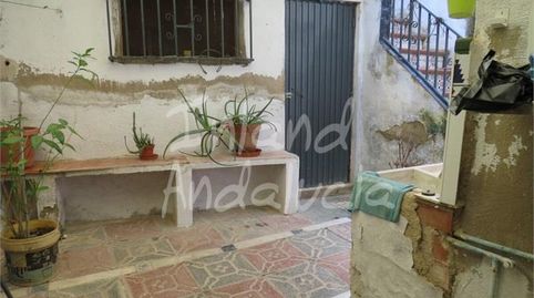 Foto 5 de Casa adosada en venta en Martos, Jaén