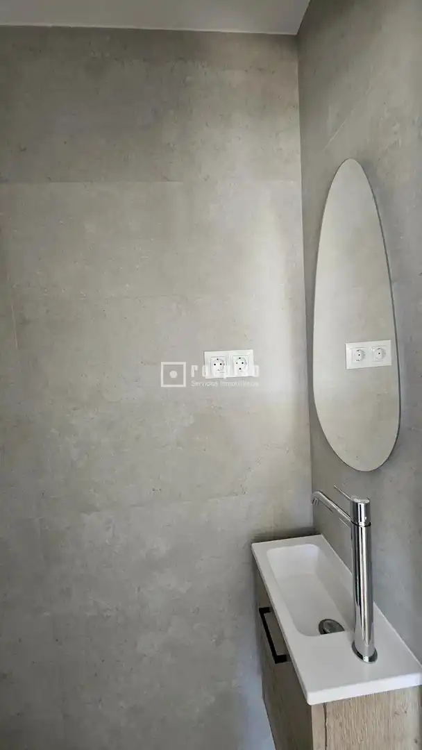 Baño de Ático en venta en Madrid con Aire acondicionado, Calefacción y Parquet