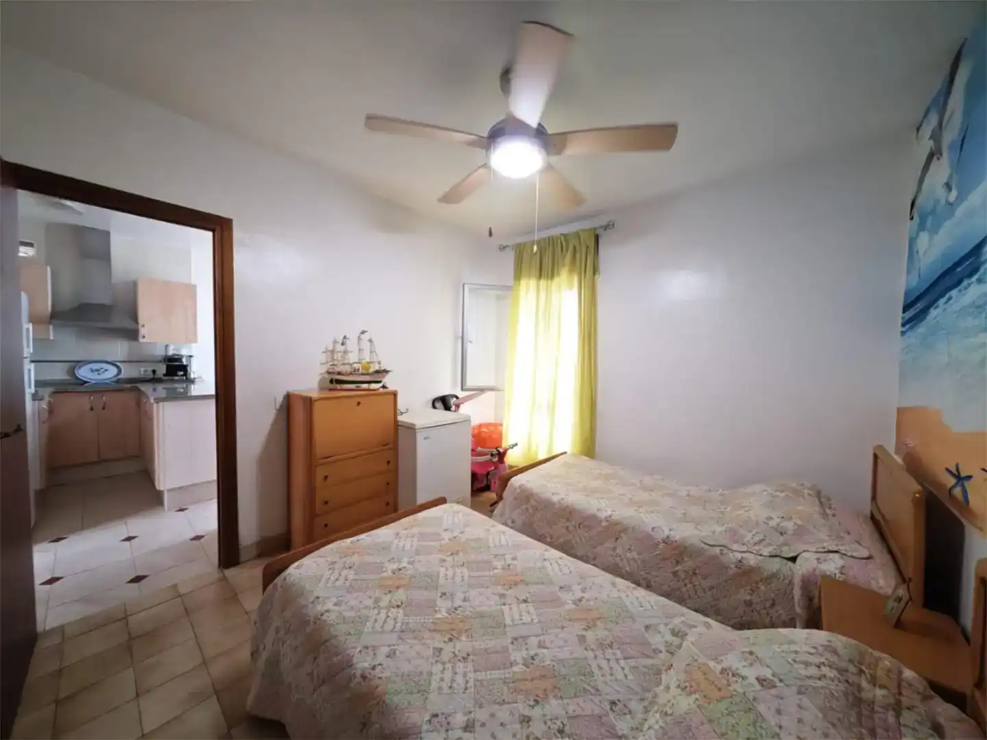 Habitación de Planta baja en venta en Manilva con Piscina y Balcón