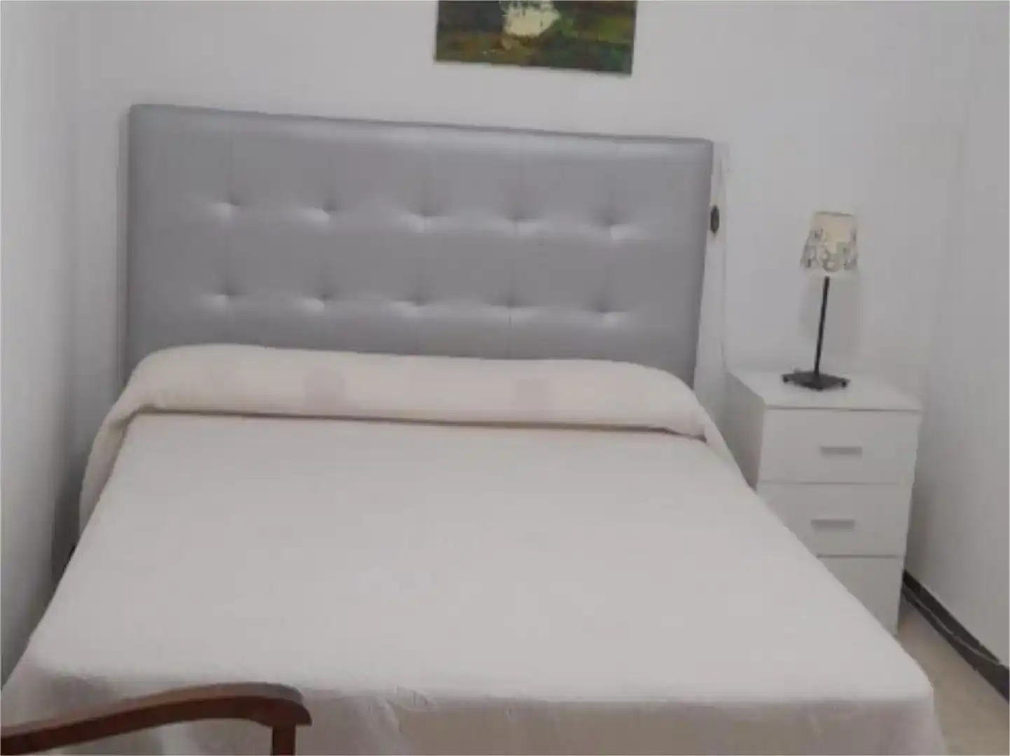 Habitación de Casa adosada en venta en Cilleros con Amueblado y Balcón