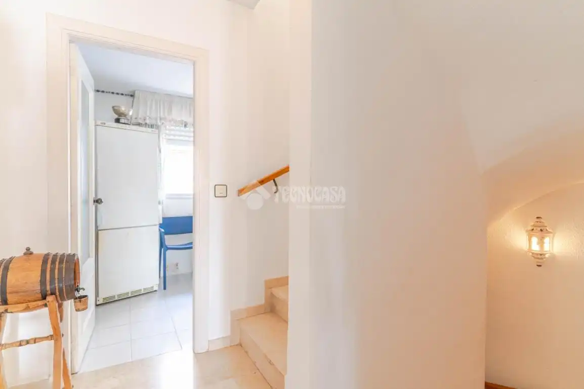 Casa adosada en venta en Motril con Terraza, Trastero y Balcón