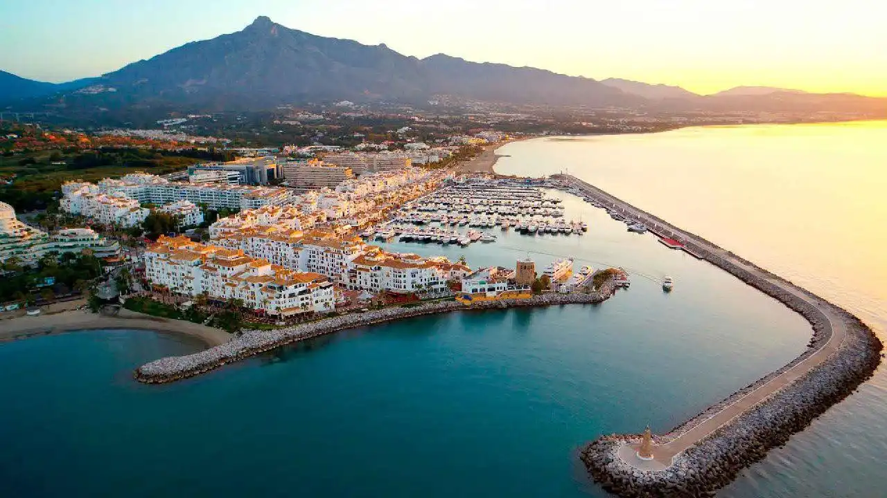 Penthouse with lift for sale in Nueva Andalucía, imagen 19