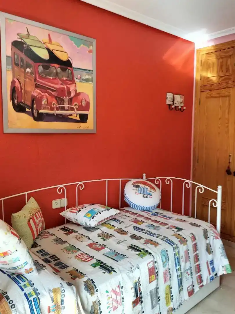 Habitación de Piso en venta en Fuensanta de Martos con Aire acondicionado, Trastero y Amueblado