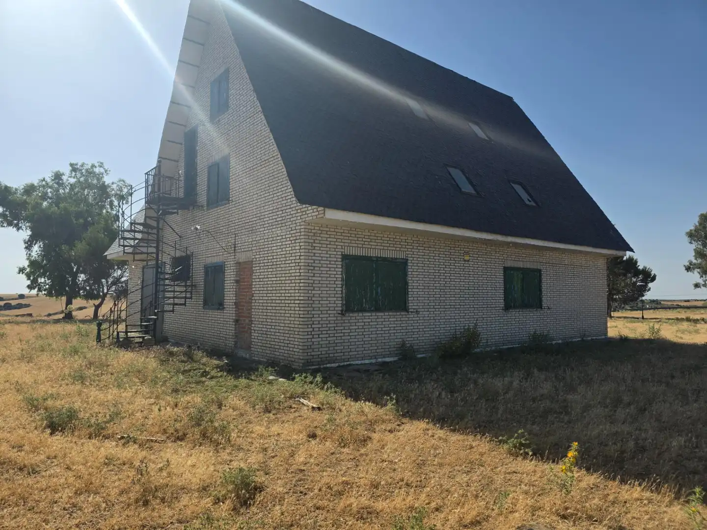 Exterior view of Houses for sale in Valdenuño Fernández