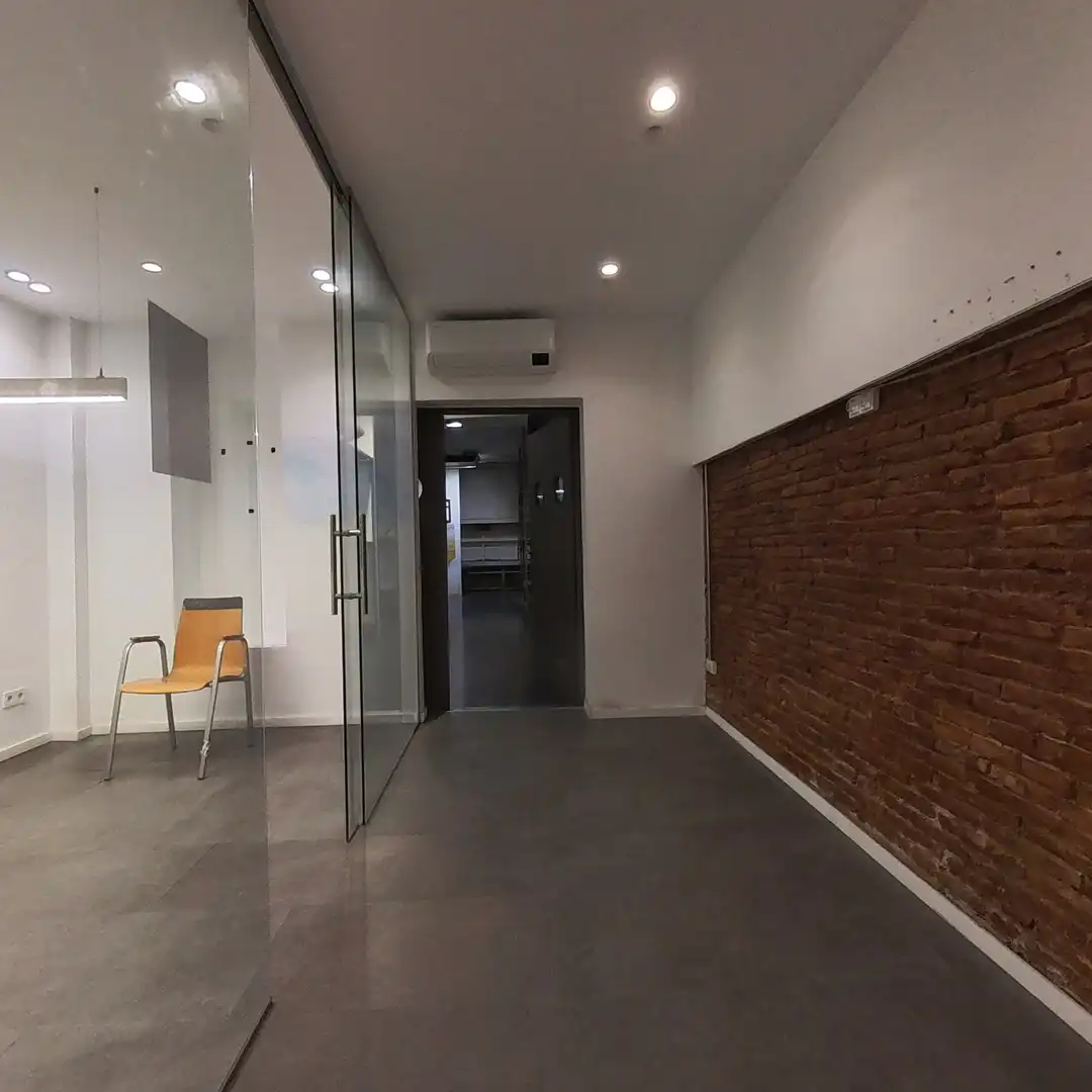 Local en venta en Barcelona con Aire acondicionado