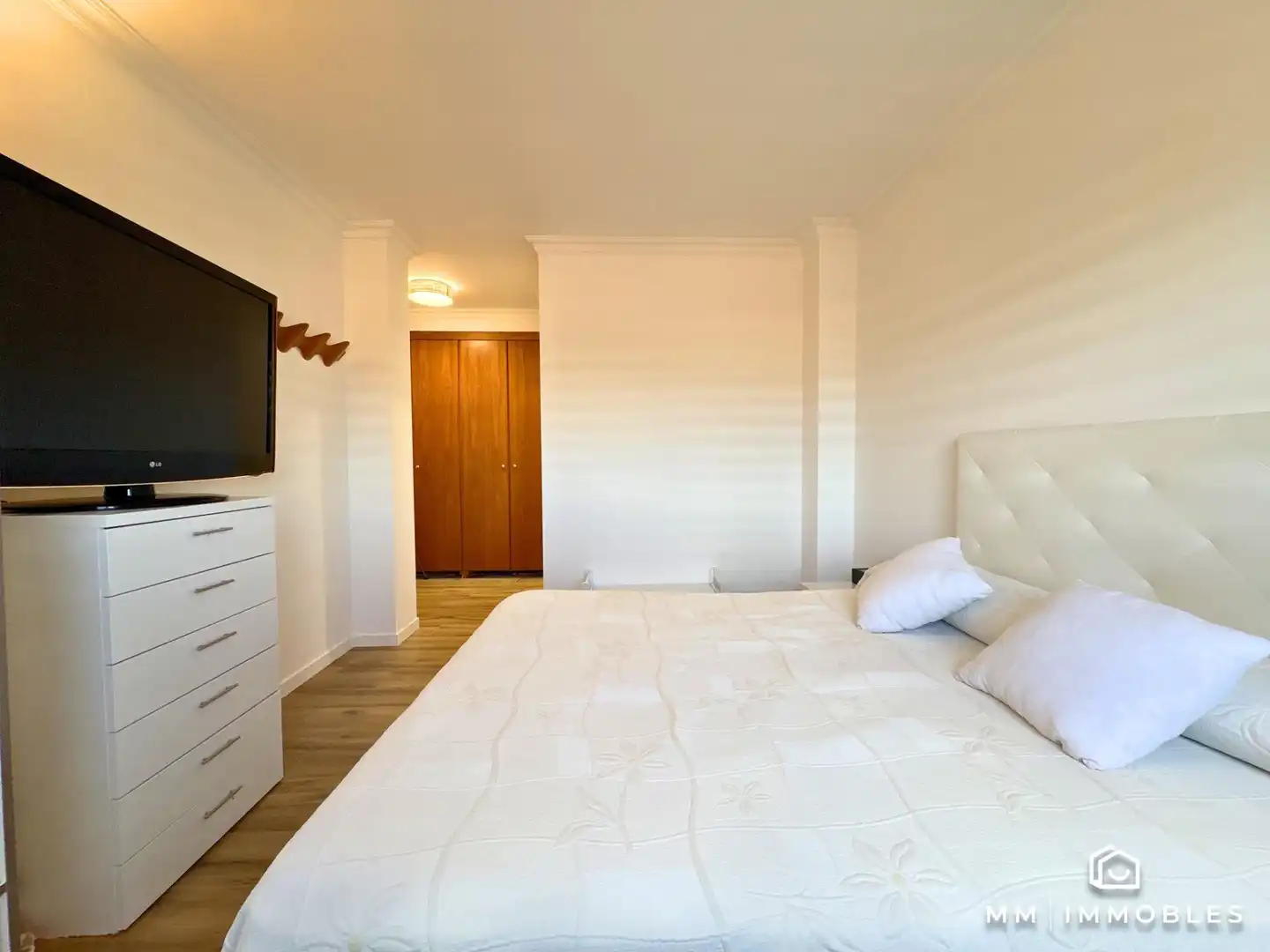 Habitación de Piso en venta en Canovelles con Aire acondicionado, Calefacción y Balcón