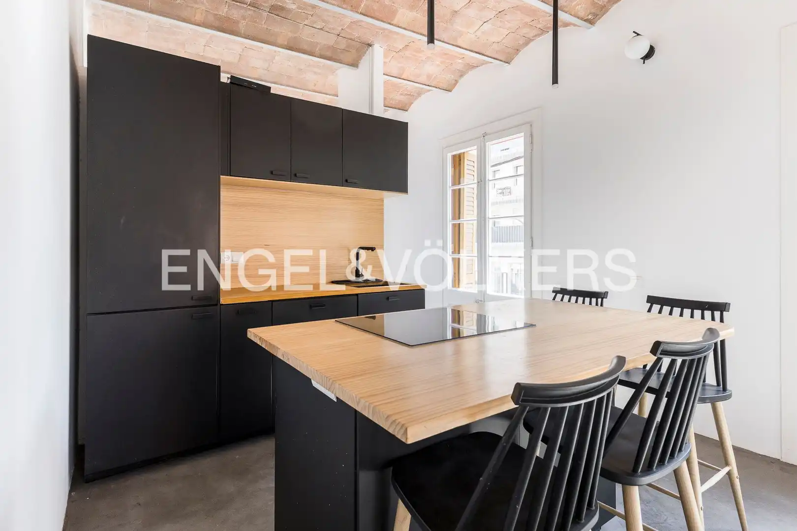 Kitchen of Flat for sale in Barcelona  with Air Conditioner, Heating and Balcony