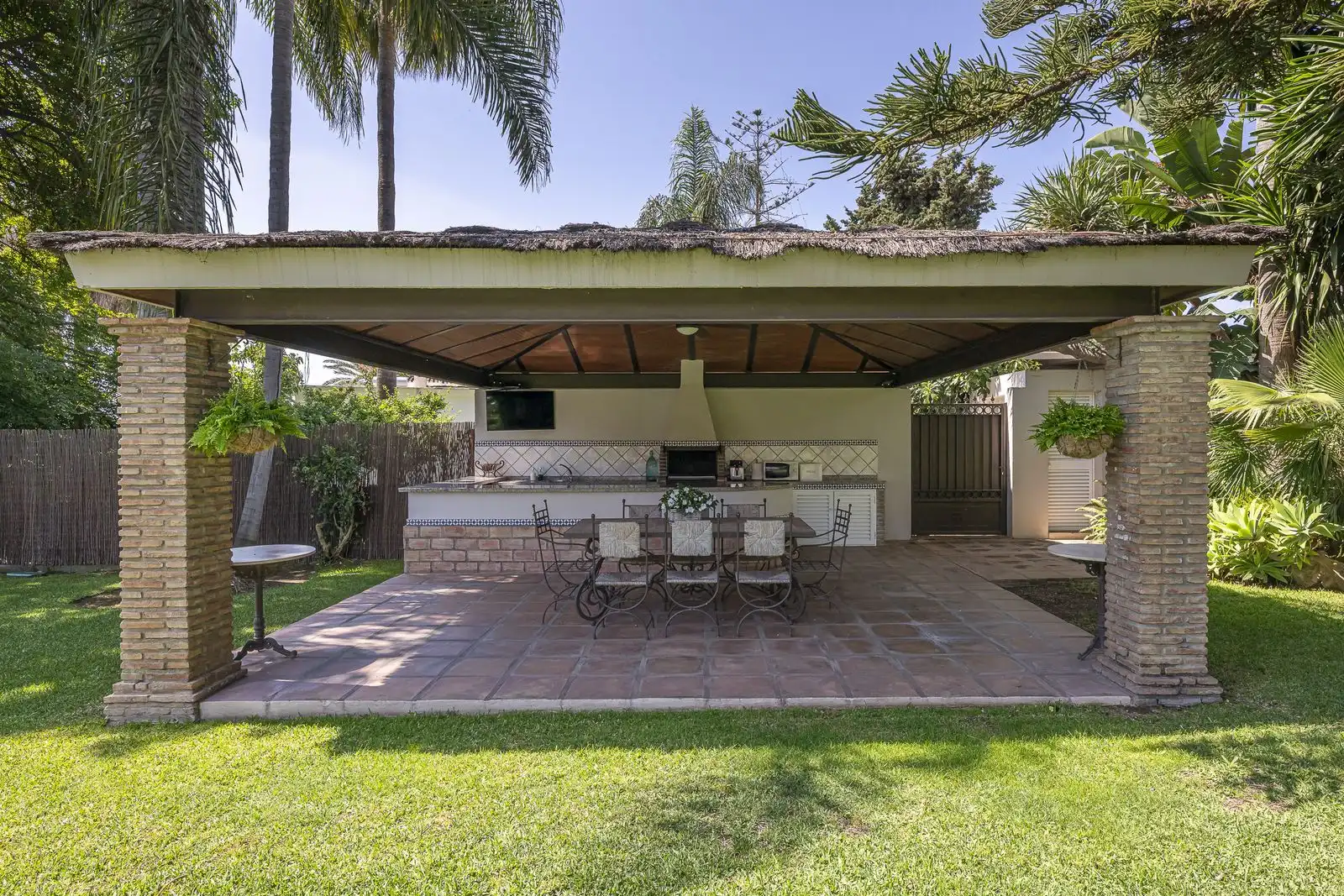 Chalet con terraza en venta en Calle 19 C 501, imagen 32