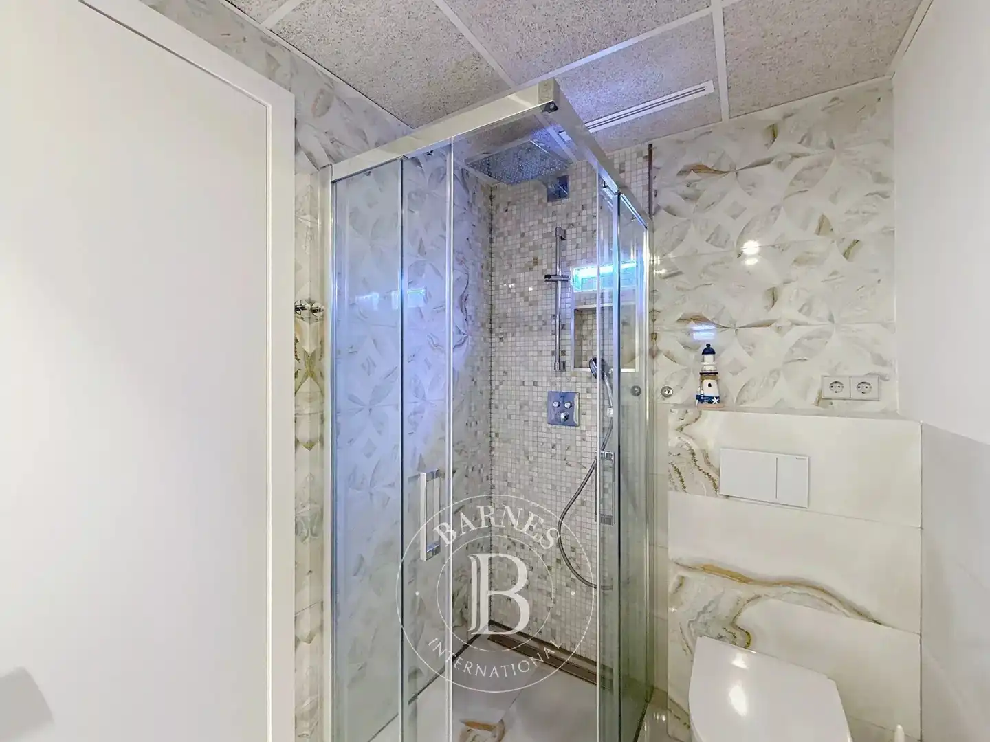 Bathroom of Houses for sale in Sant Andreu de Llavaneres  with Air Conditioner, Heating and Private garden