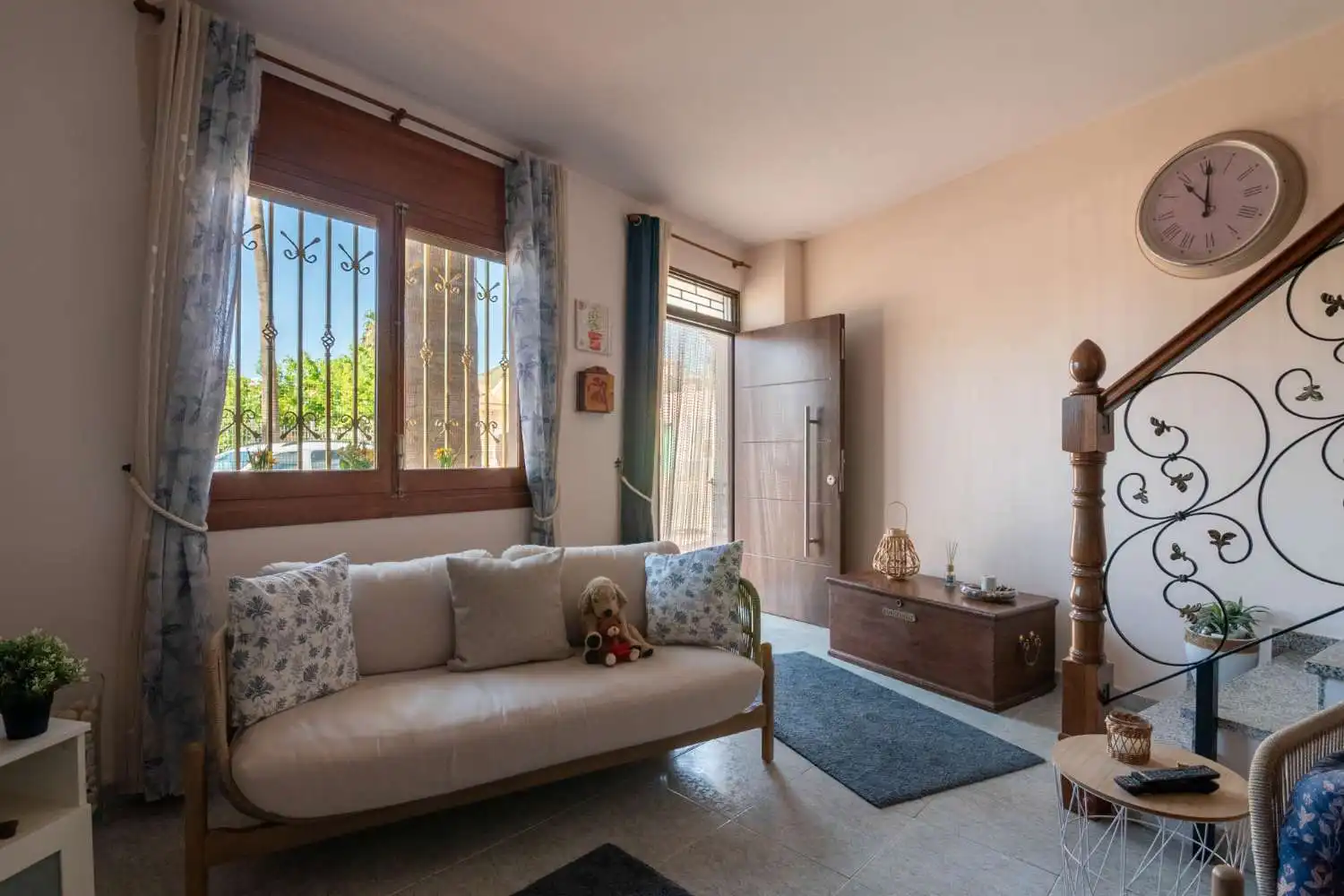 Sala de estar de Casa adosada en venta en Molvízar con Aire acondicionado, Terraza y Trastero