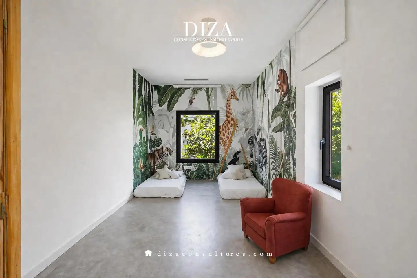 Sala d'estar de Casa o xalet de lloguer en Madrid amb Aire condicionat, Calefacció i Jardí privat