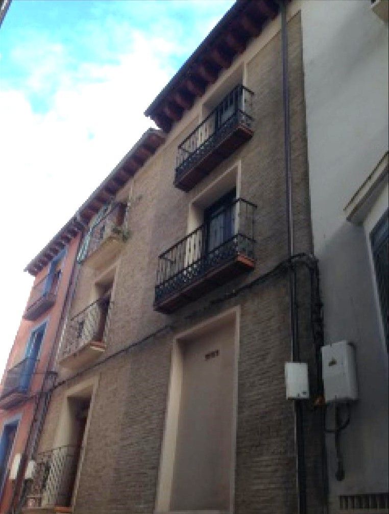 Exterior view of Building for sale in  Zaragoza Capital