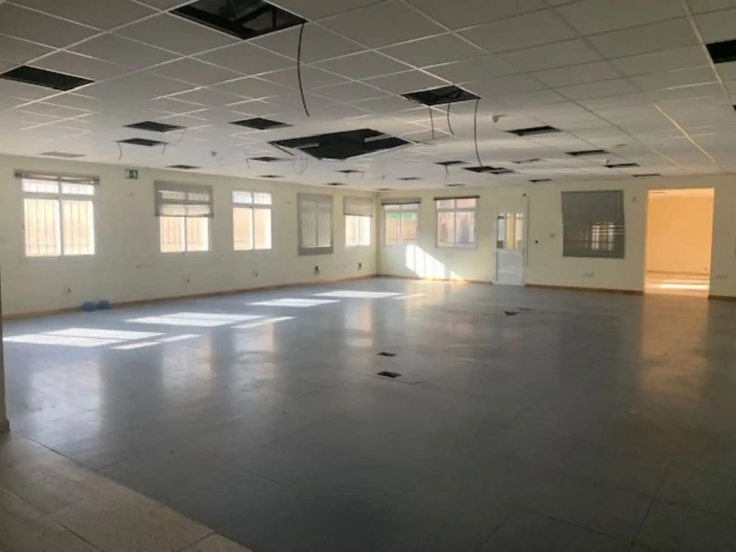 Industrial building for sale in Calle Cuatro, imagen 3