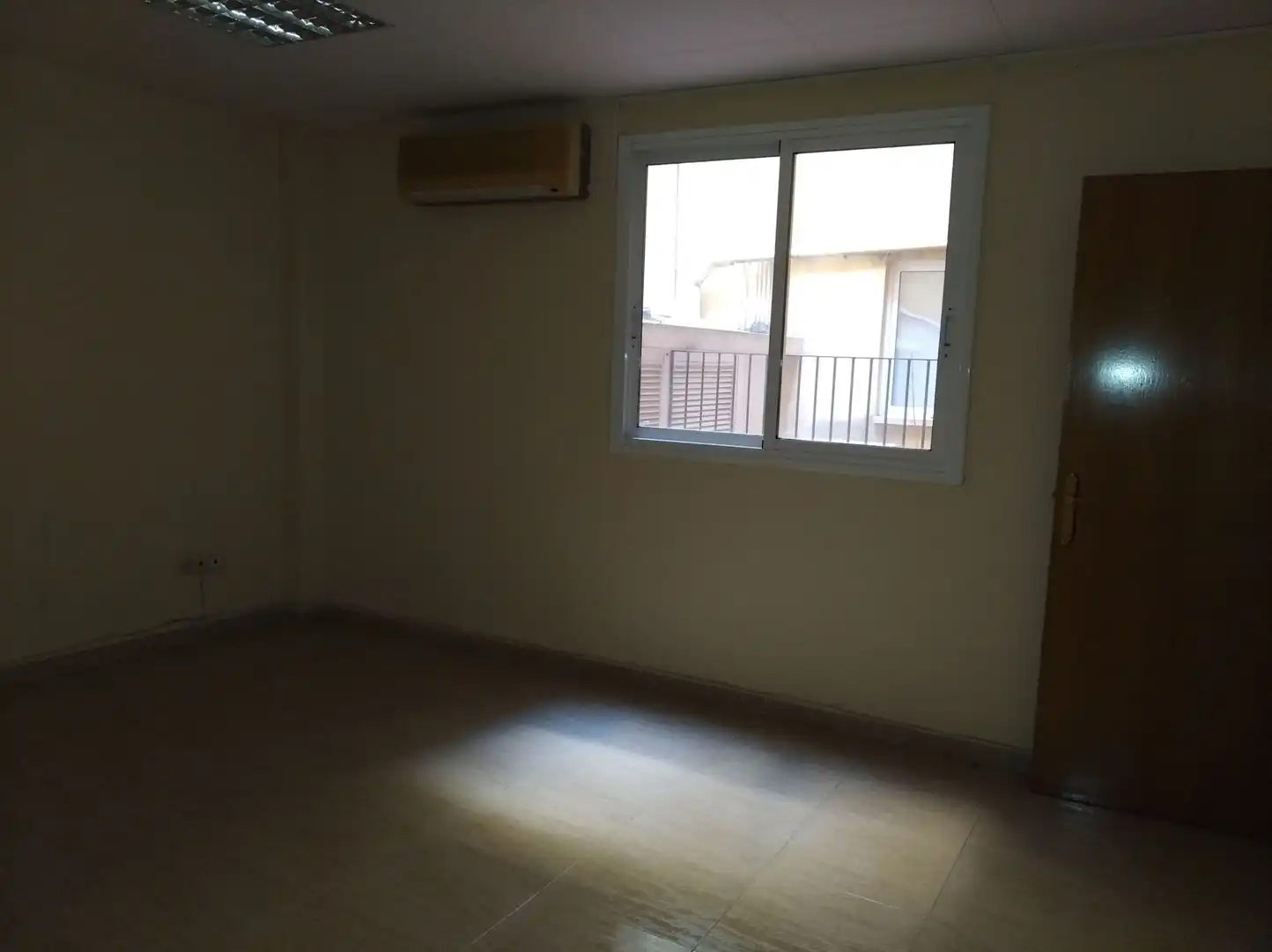Office space with lift to rent in Centre, imagen 2