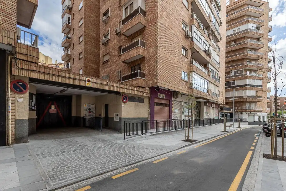 Aparcament en venda a Calle las Flores 8, imagen 2