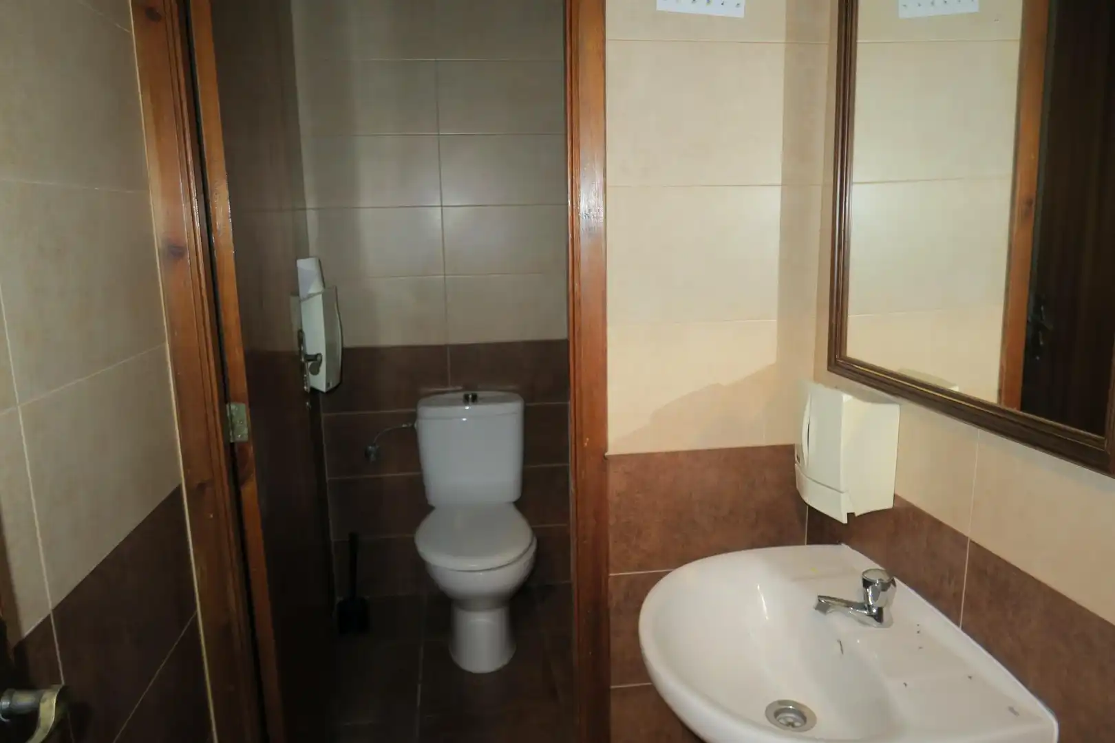 Bathroom of Commercial properties for sale in  Palma de Mallorca