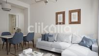 Sala d'estar de Pis en venda en  Madrid Capital amb Aire condicionat i Calefacció