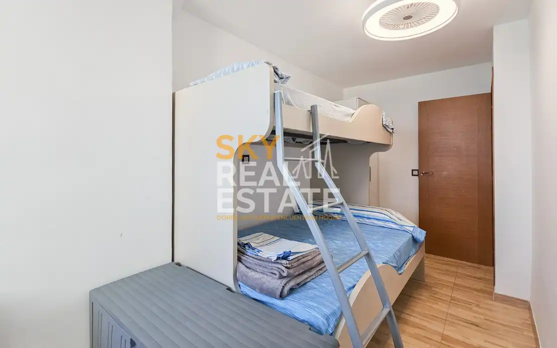 Habitación de Piso en venta en Cullera con Terraza, Piscina y Amueblado