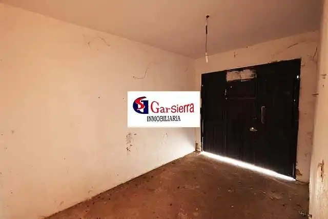 Casa o chalet en venta en Erustes con Calefacción, Jardín privado y Trastero