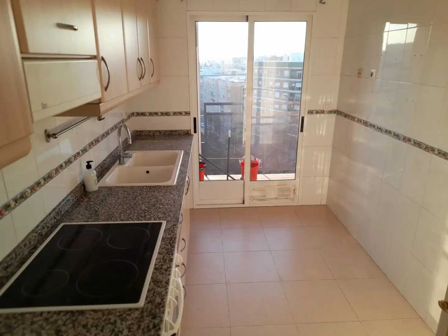 Cocina de Piso en venta en Valencia con Aire acondicionado, Terraza y Balcón
