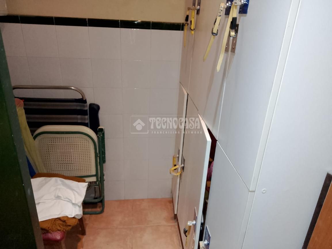 Premises for sale in La Rinconada  with Air Conditioner and Heating