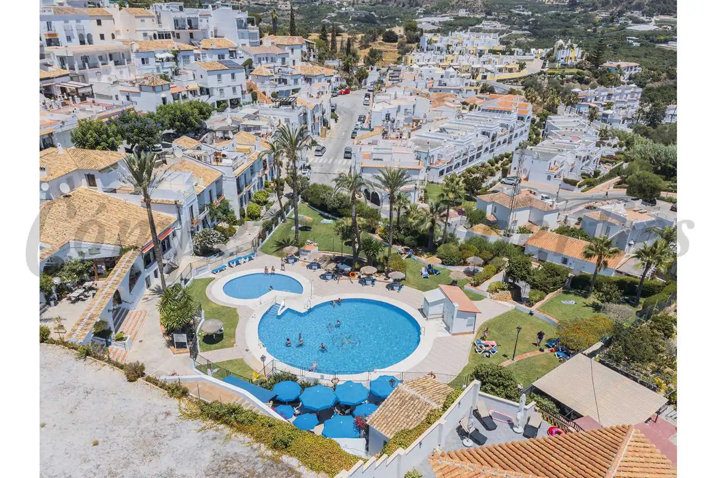 Exterior view of Study for sale in Nerja  with Air Conditioner, Terrace and Furnished