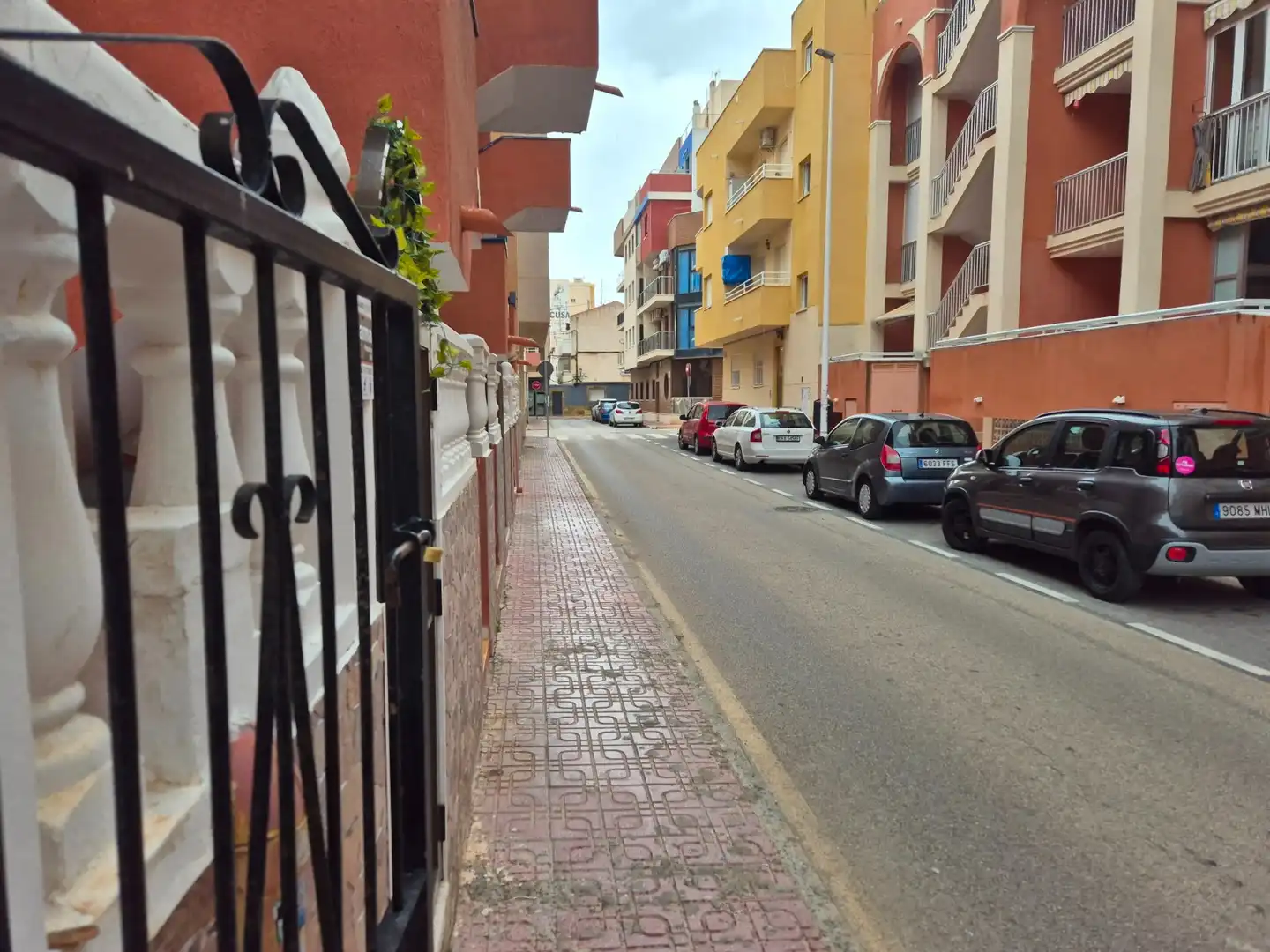 Vista exterior de Planta baja en venta en Torrevieja con Aire acondicionado, Terraza y Trastero